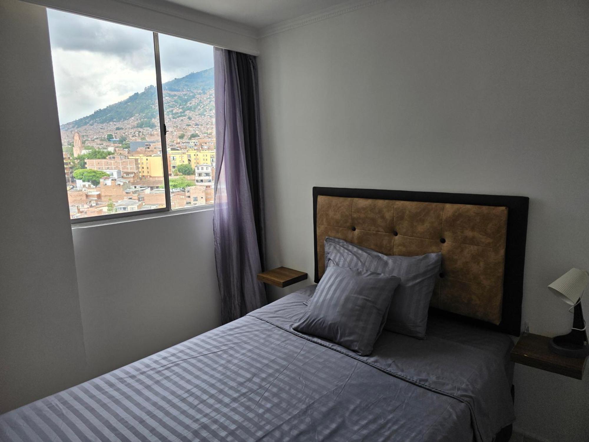 Apartamento Vistas Lindas Cerca Centro Medellín Extérieur photo